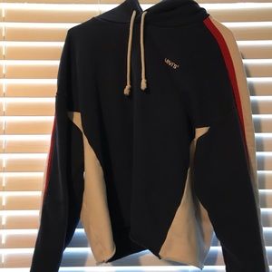 oversized levi hoodie